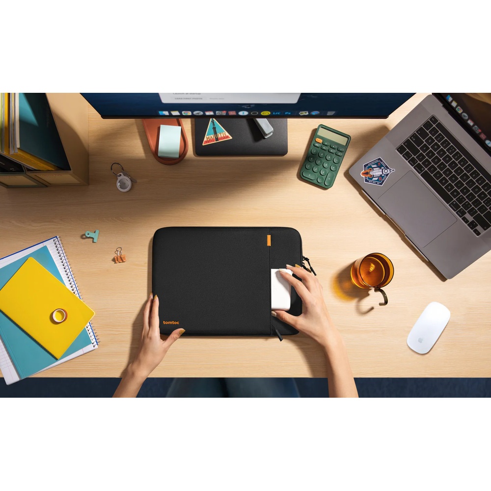 FUNDA PORTÃTIL A13F2D1 NEGRO TOMTOC