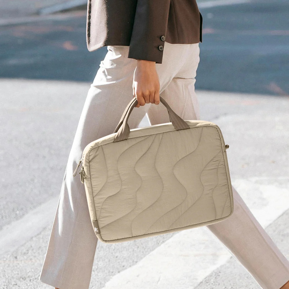 BOLSO PORTÃTIL A28D3K2 ARENA NATURAL TOMTOC
