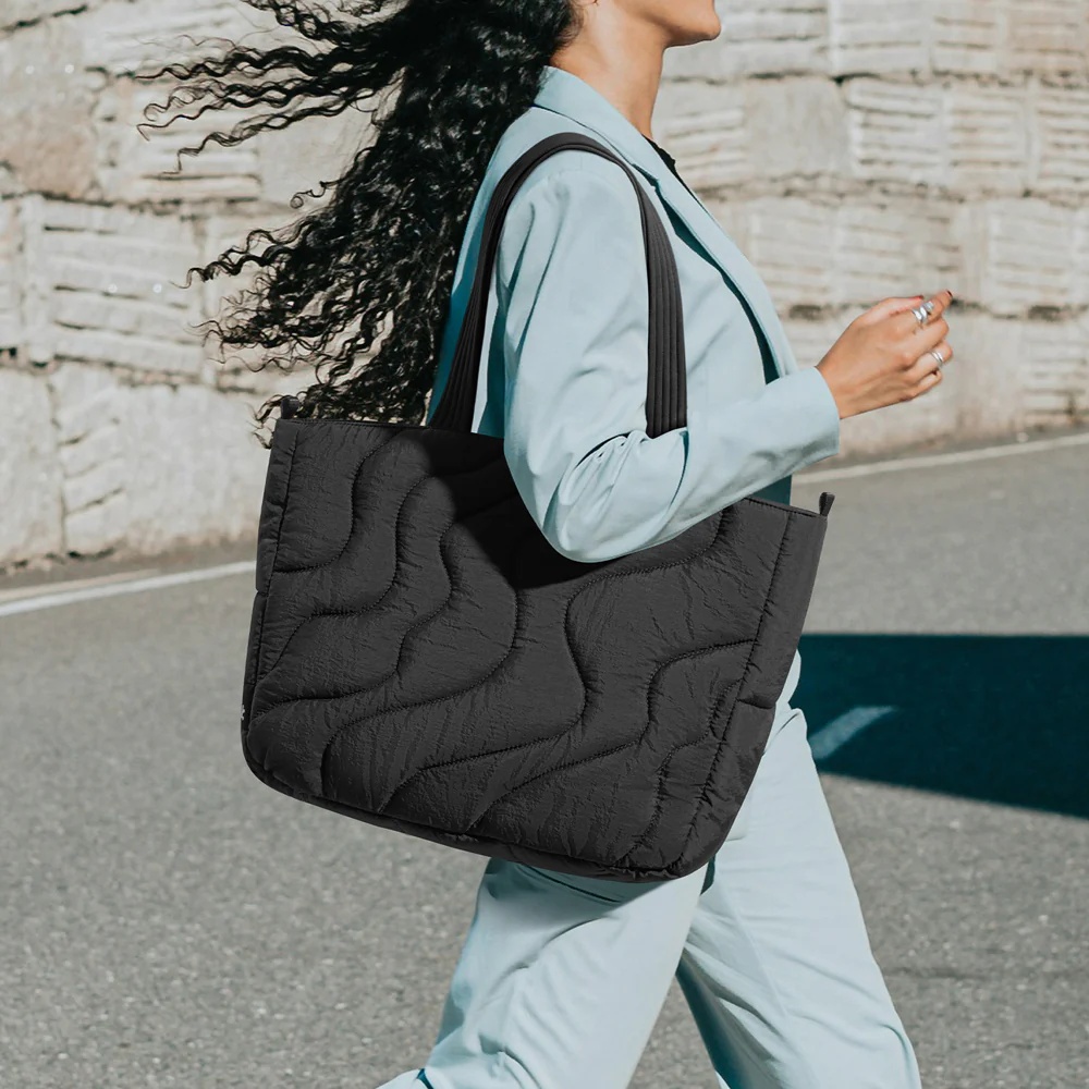 BOLSA TOTE  PORTÃTIL T38L1D1 LAVASCAPE TOMTOC