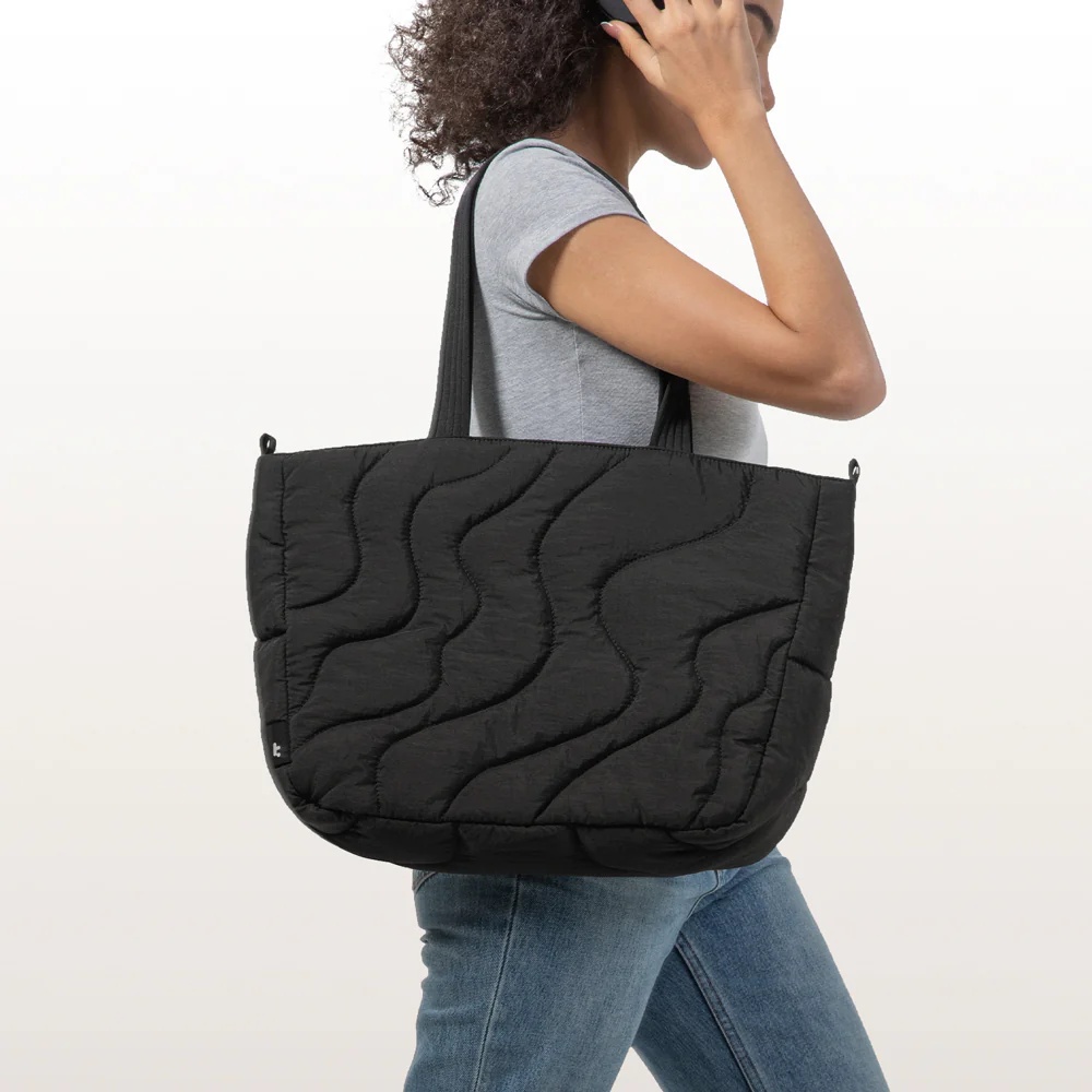 BOLSA TOTE PORTÃTIL T38S1D1 LAVASCAPE TOMTOC